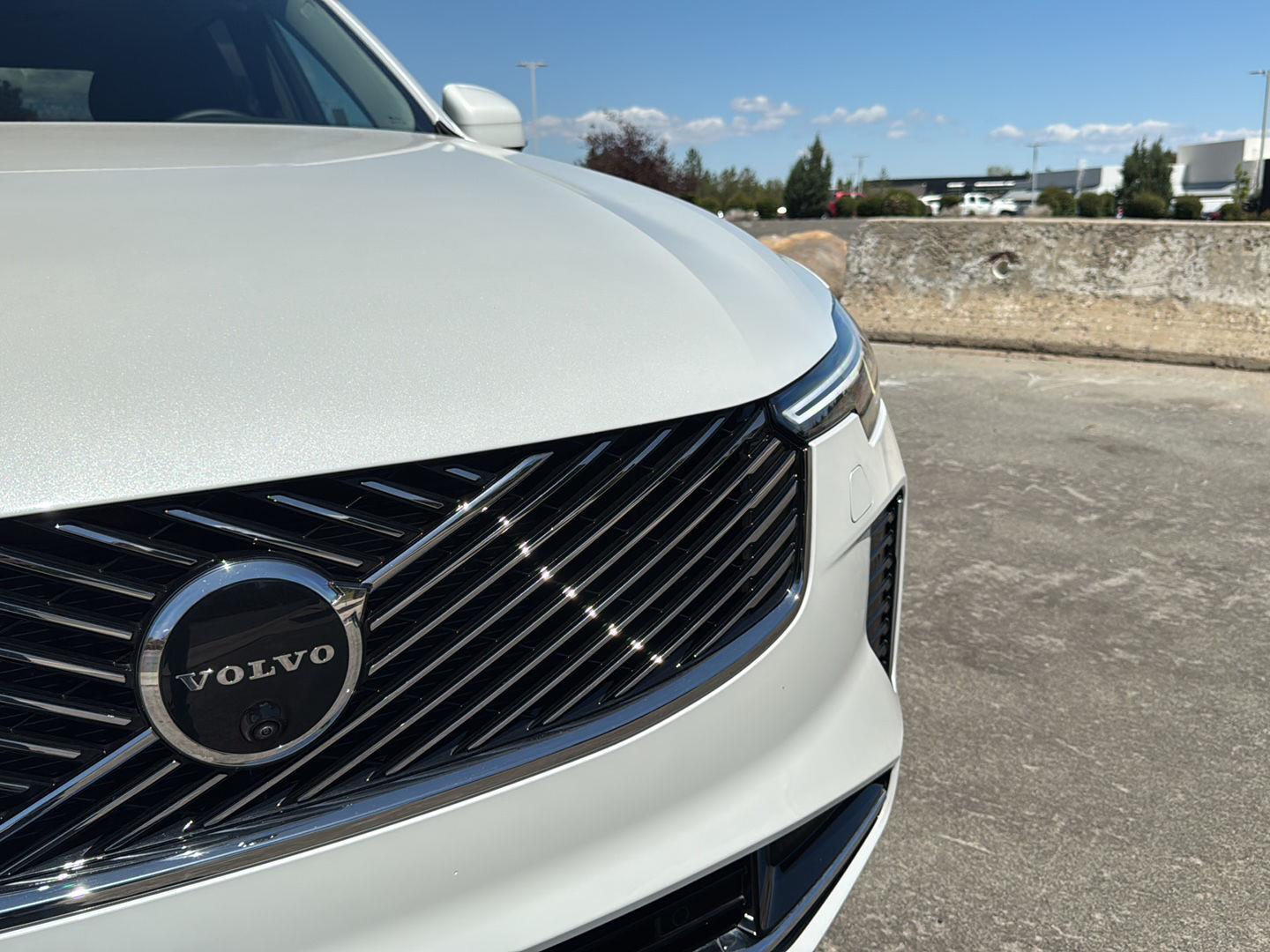 2026 Volvo XC90 Plus - Photo 24