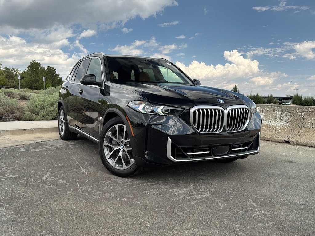 New 2026 BMW X5 xDrive50e Sports Activity Vehicle