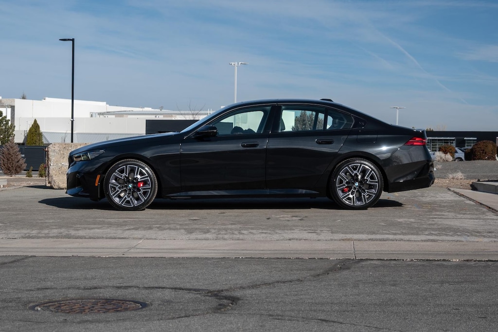New 2026 BMW 5 Series 540i xDrive Sedan