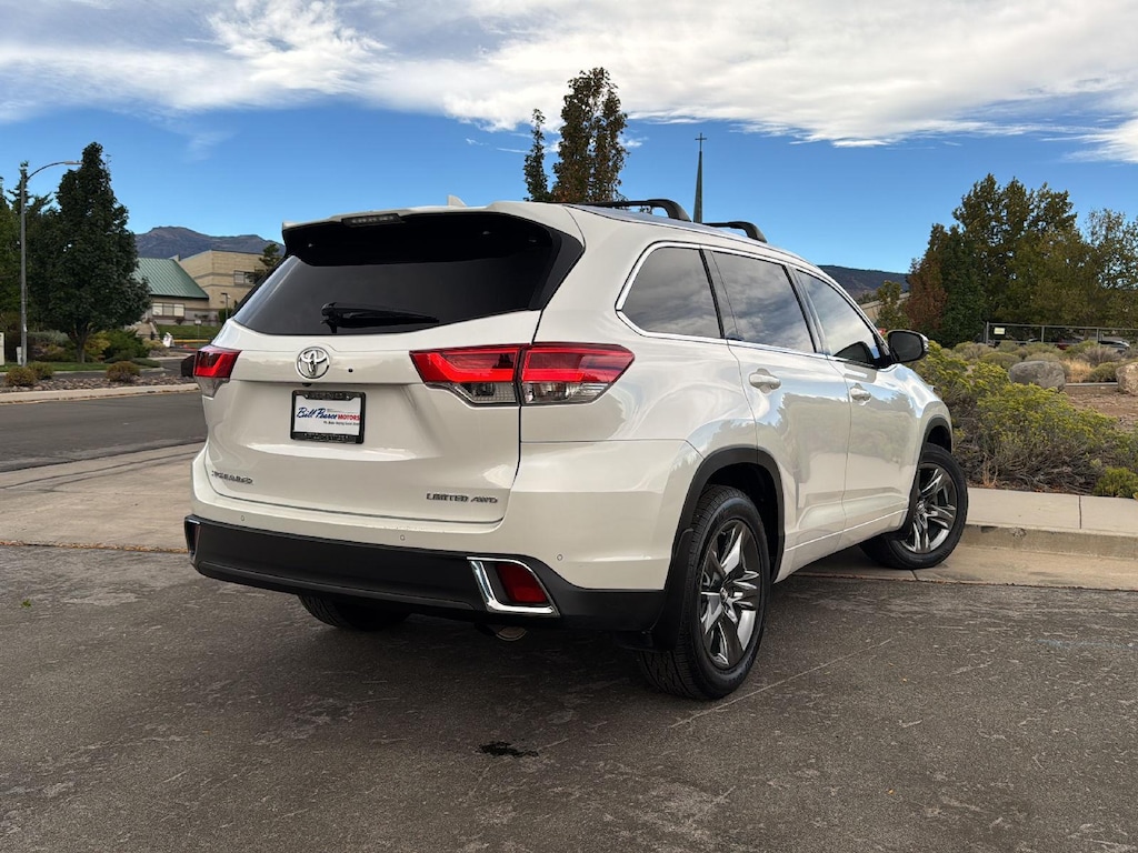 Used 2019 Toyota Highlander Limited Platinum SUV