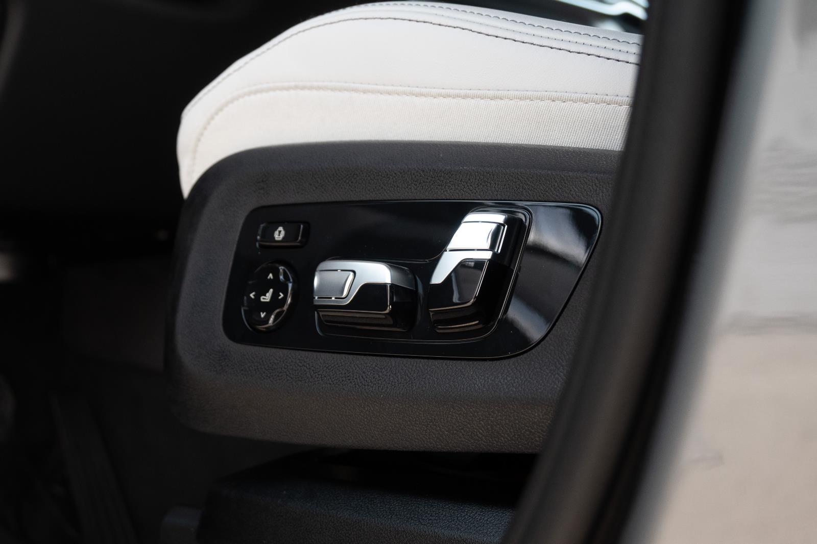 2026 BMW X7 40i - Photo 33