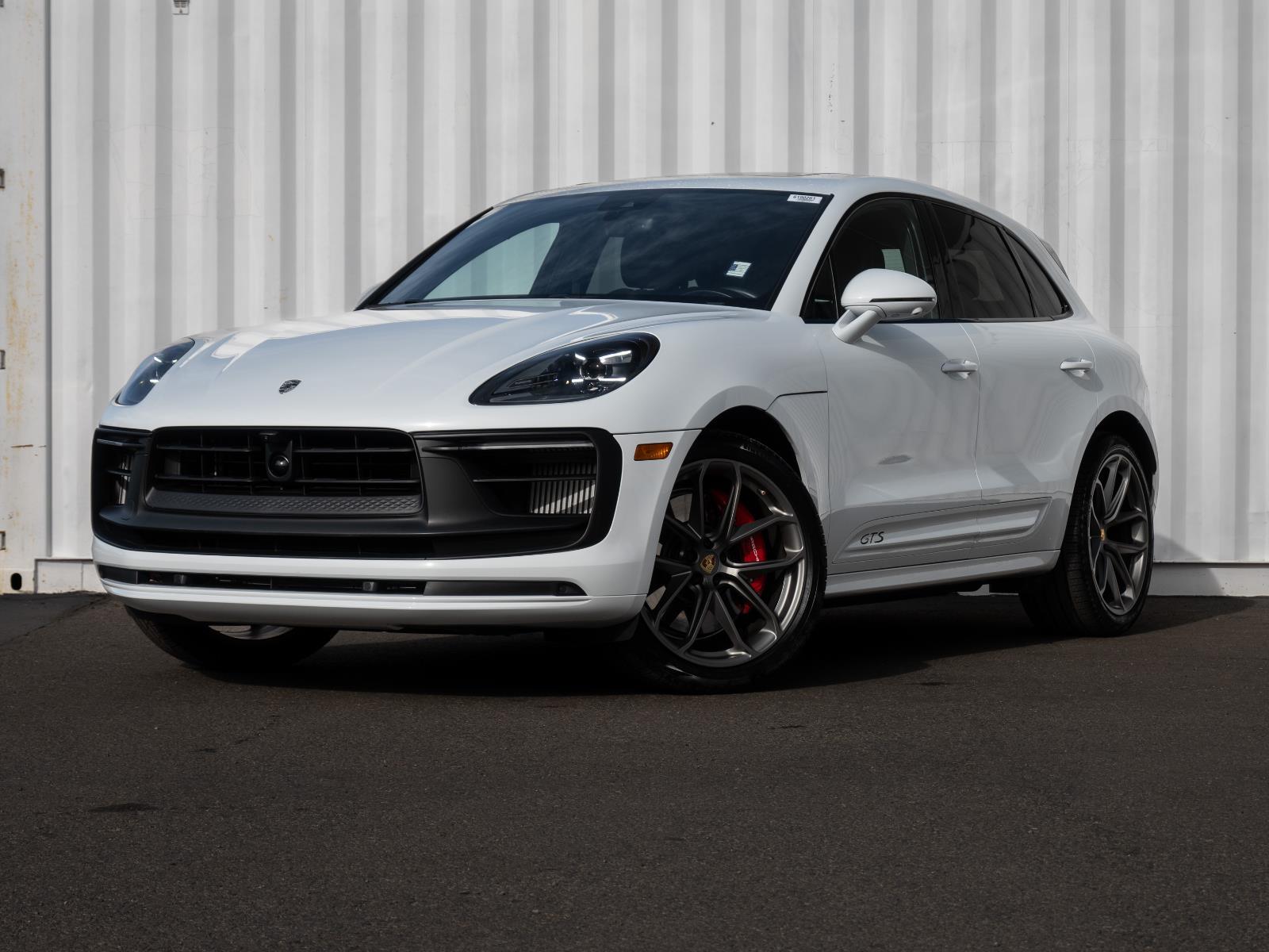 2024 Porsche Macan GTS's photo