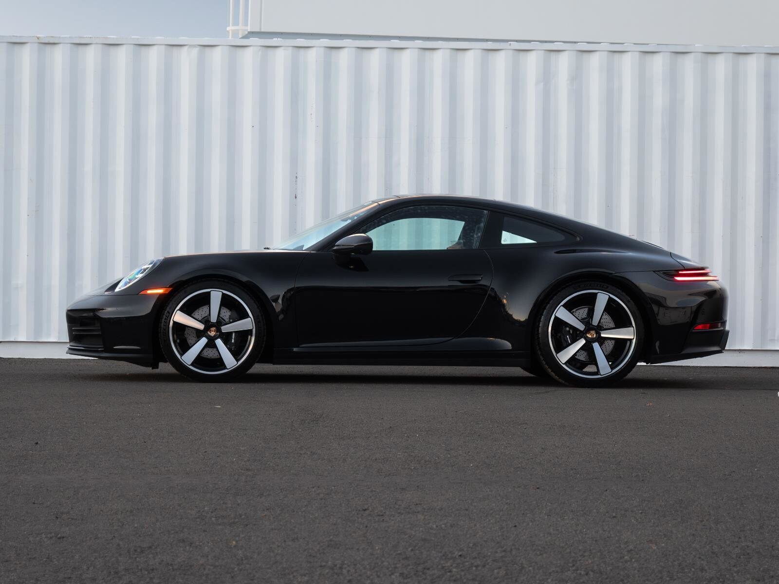 2025 Porsche 911 Coupe photo 2