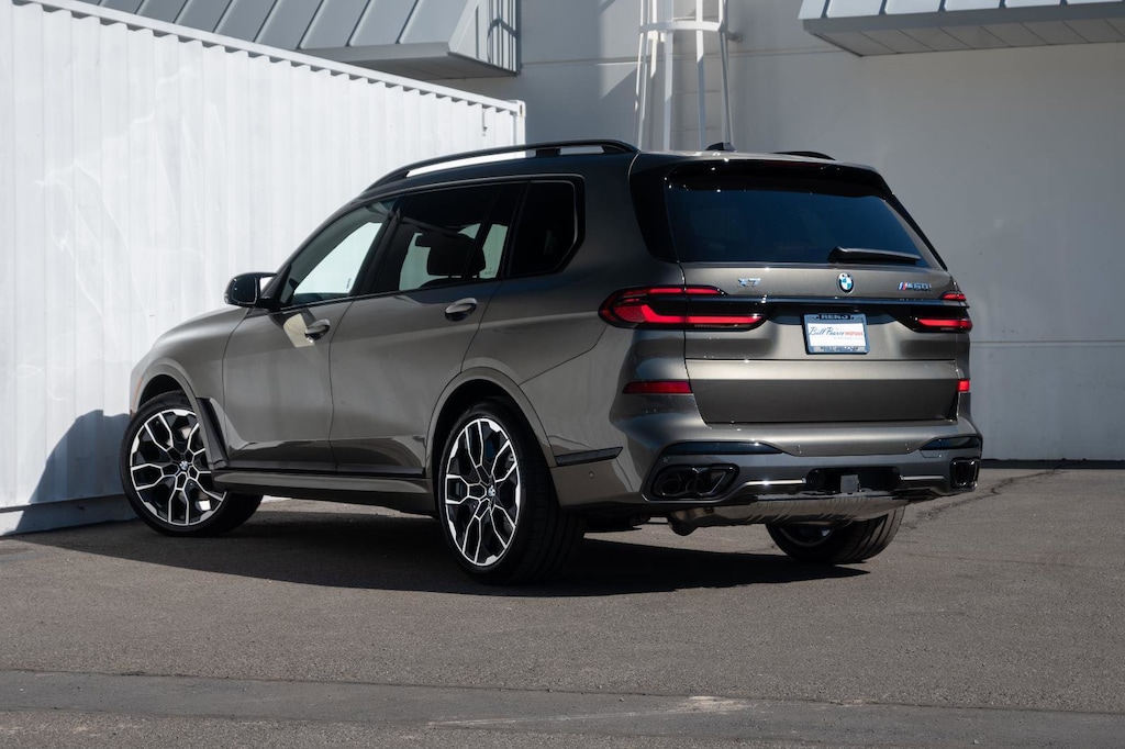 New 2026 BMW X7 M60i SUV