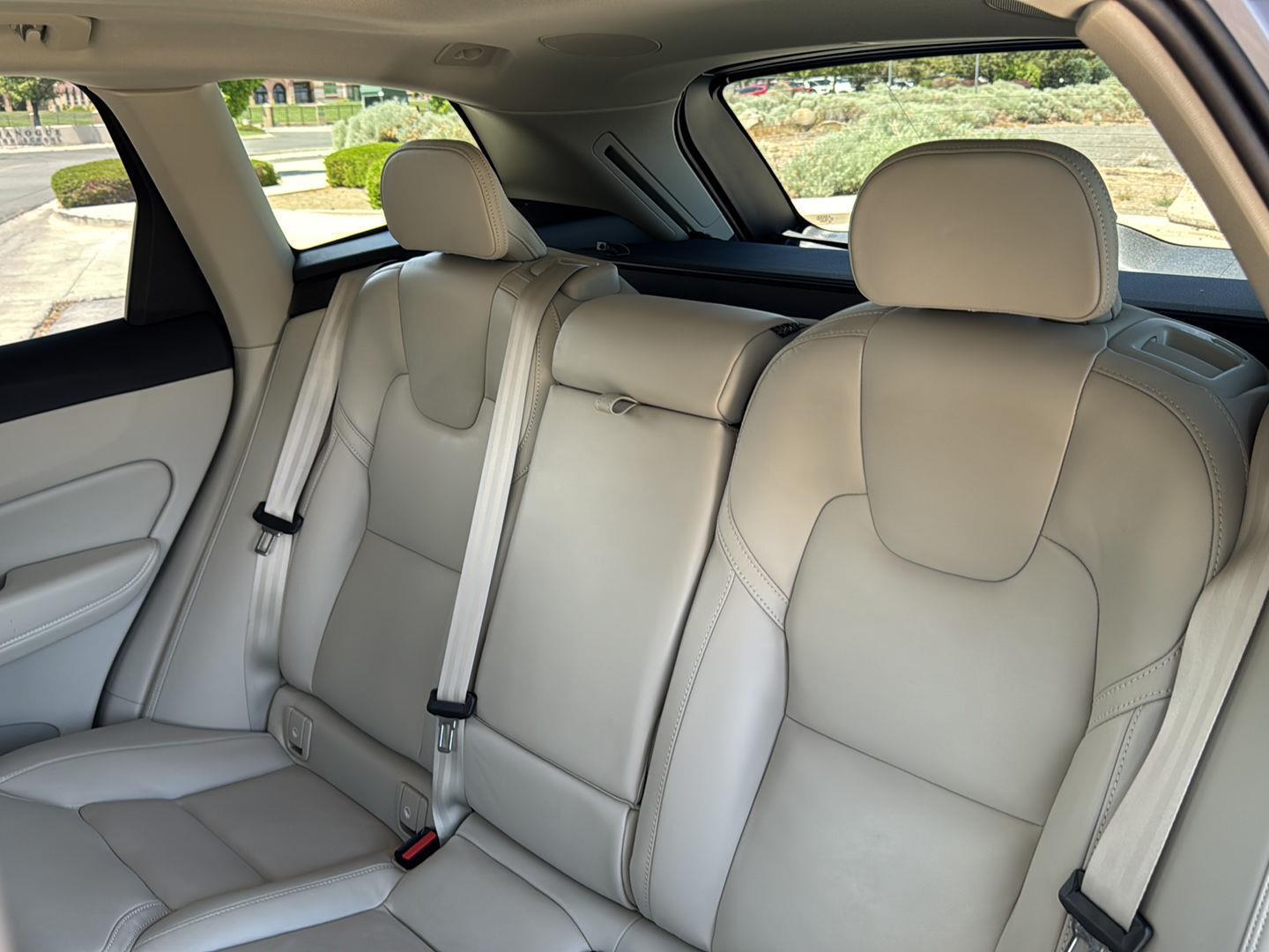 2026 Volvo XC60 Ultra - Photo 11