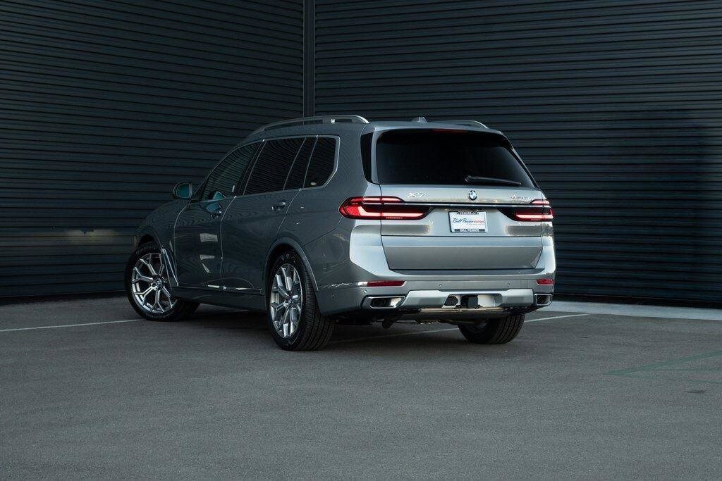 2026 Bmw X7 xDrive40i photo 3