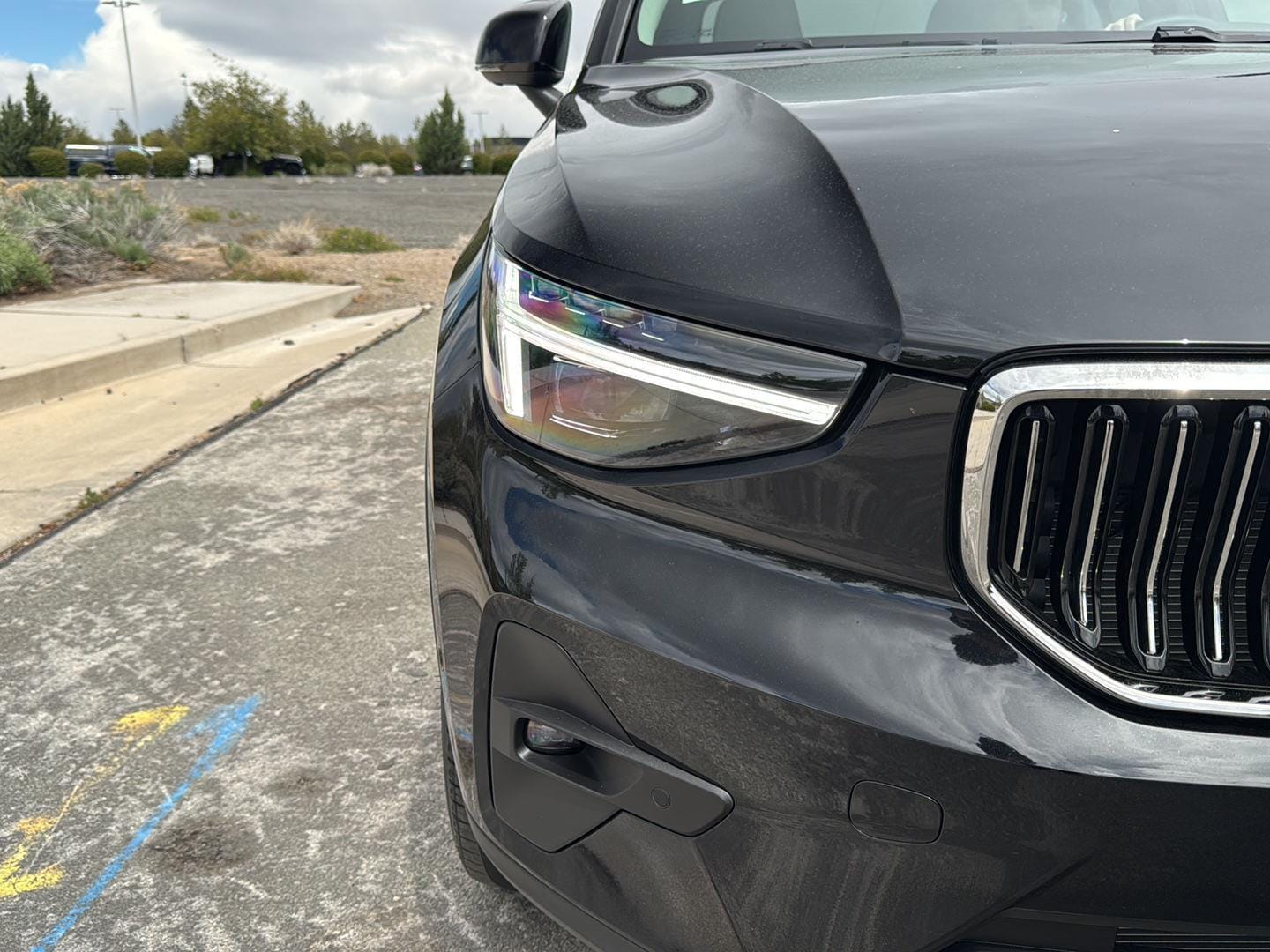 2025 Volvo XC40 Plus - Photo 16