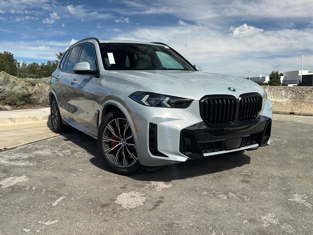 New 2026 BMW X5 xDrive50e Sports Activity Vehicle