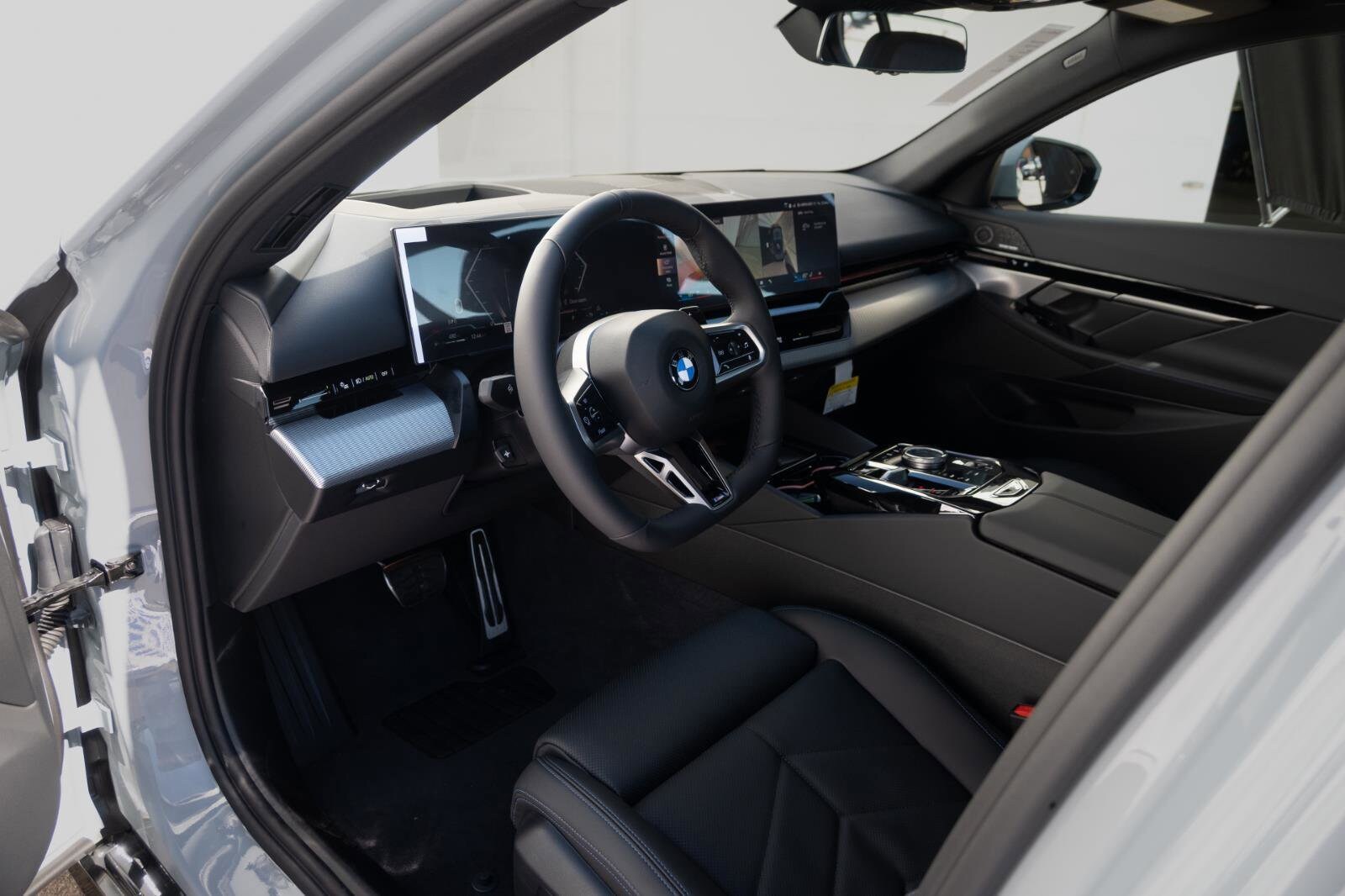 2026 Bmw 530i xDrive photo 4