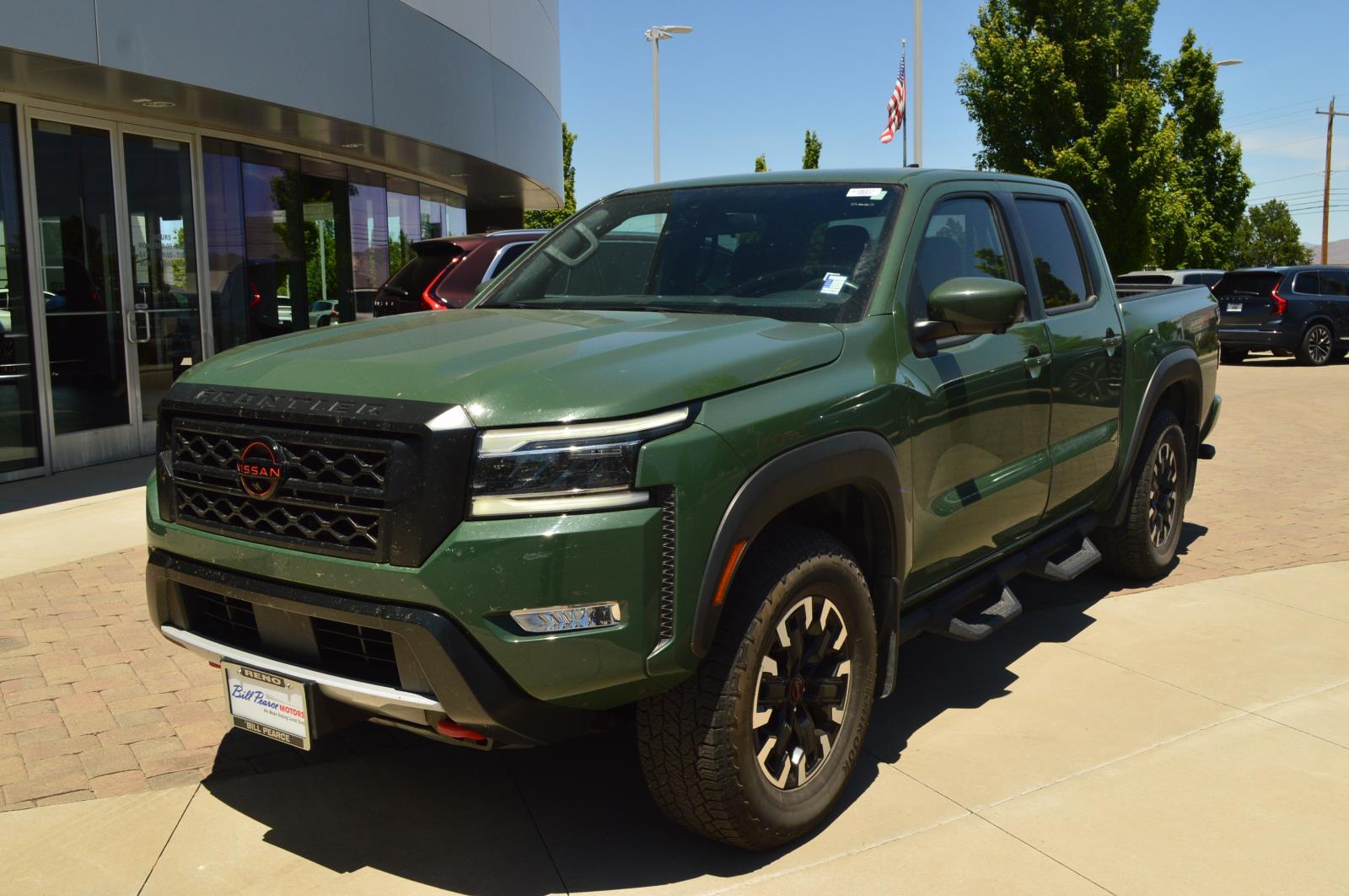 2022 Nissan Frontier PRO-4X Crew Cab 4X4's photo