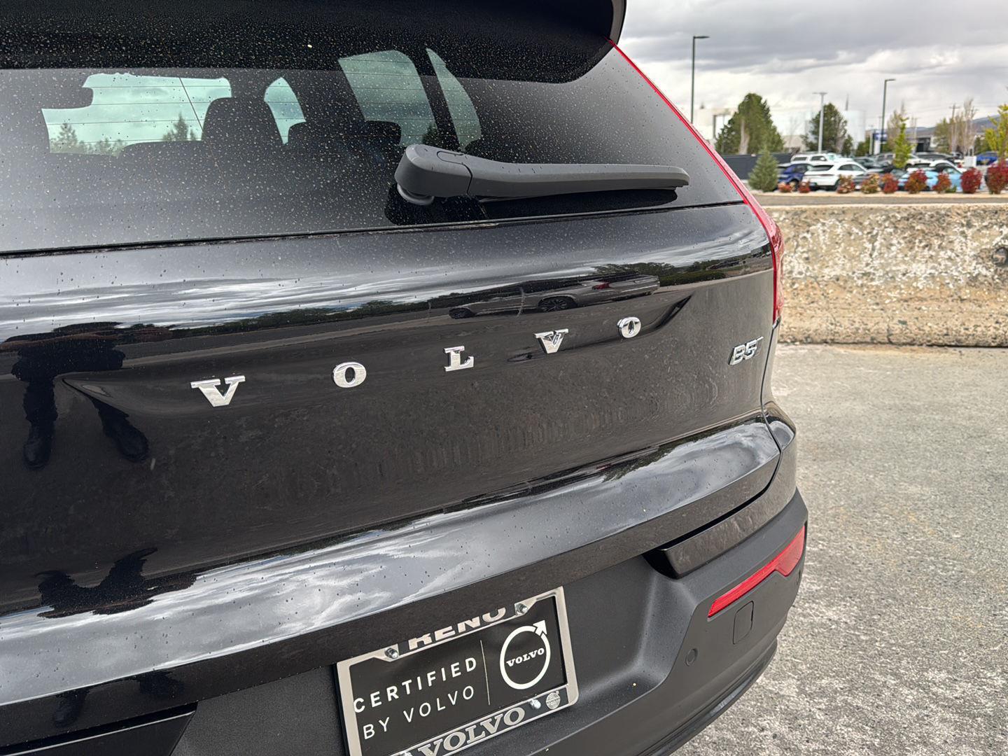 2025 Volvo XC40 Plus - Photo 26