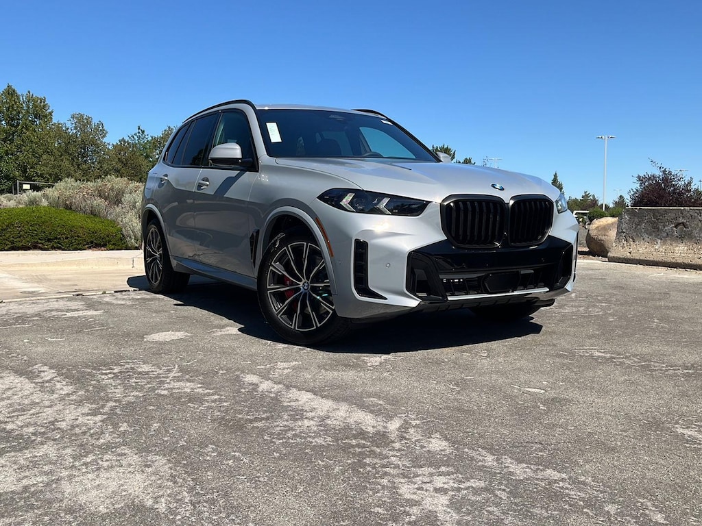 New 2026 BMW X5 xDrive40i Sports Activity Vehicle