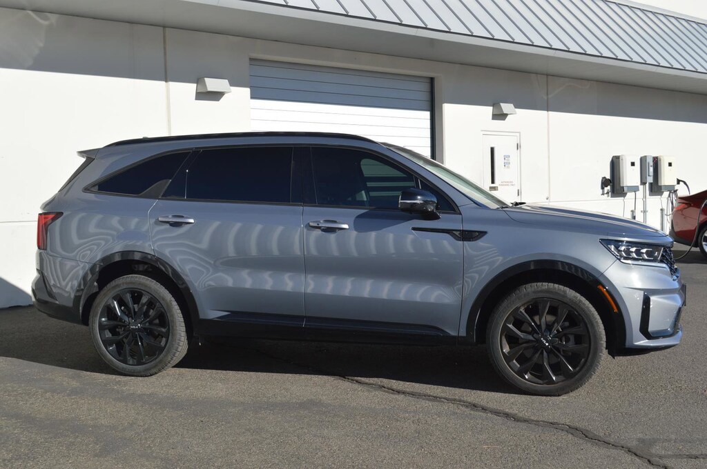 Used 2023 Kia Sorento SX Prestige SUV
