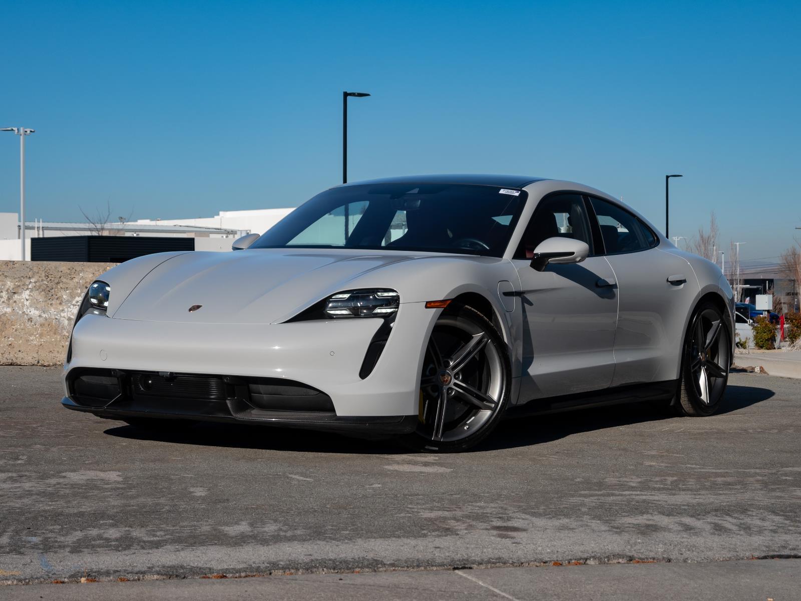 2021 Porsche Taycan Turbo