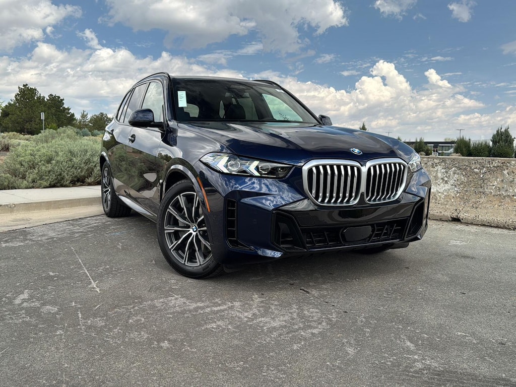 New 2026 BMW X5 xDrive50e Sports Activity Vehicle
