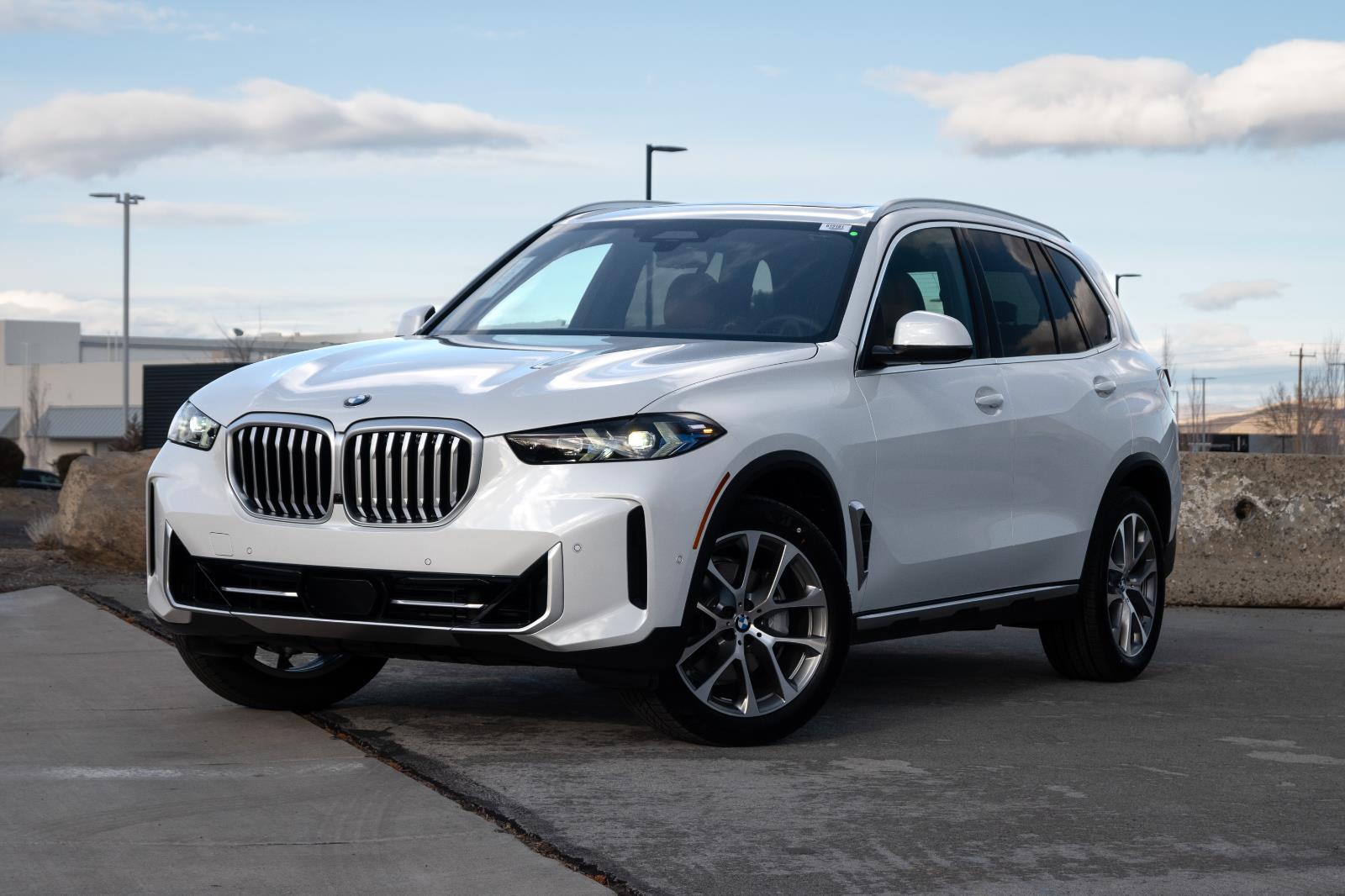 2026 BMW X5 40i's photo