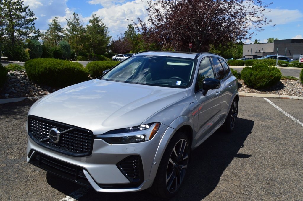 Certified 2023 Volvo XC60 Recharge Plug-In Hybrid Ultimate Dark SUV