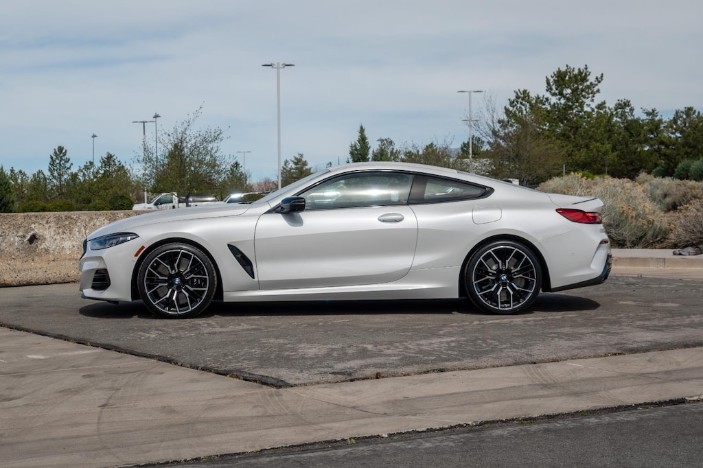 New 2026 BMW 8 Series M850i xDrive Coupe