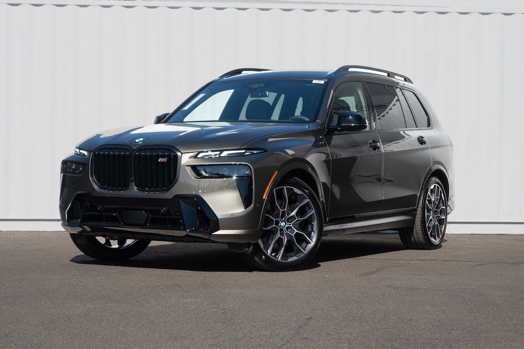 New 2026 BMW X7 M60i SUV