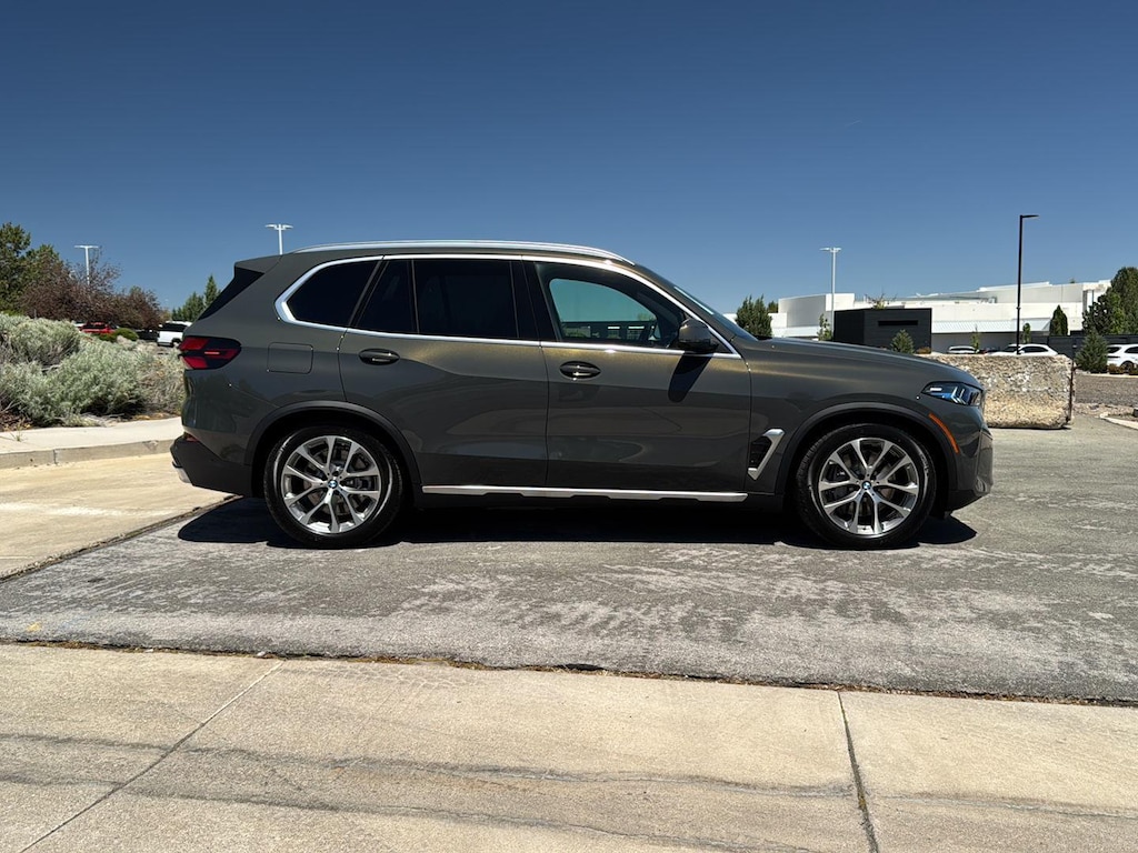 New 2026 BMW X5 xDrive50e Sports Activity Vehicle