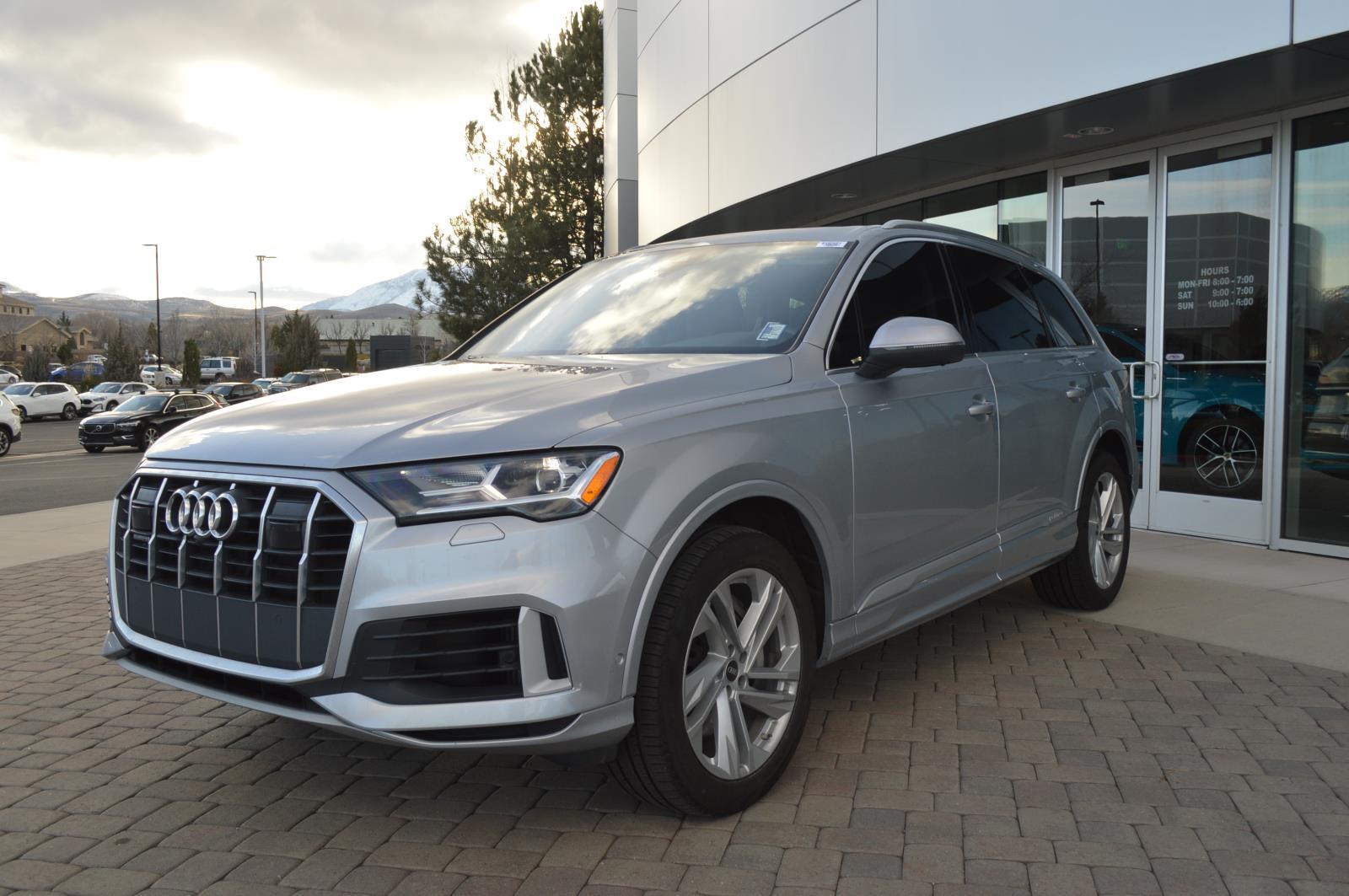 2022 Audi Q7 Premium Plus's photo