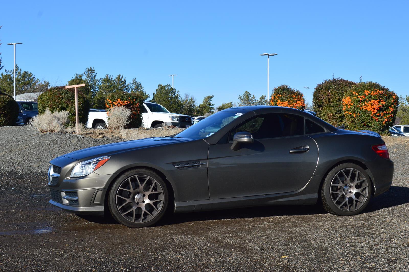 2015 Mercedes-Benz SLK-Class SLK350's photo