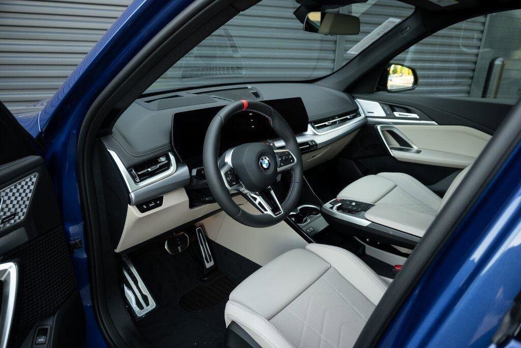 2025 Bmw X1 M35i photo 4