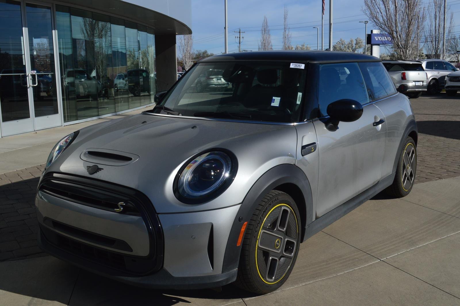 Certified 2024 MINI Hardtop 2 Door SE with VIN WMW13DJ08R2V08006 for sale in Reno, NV