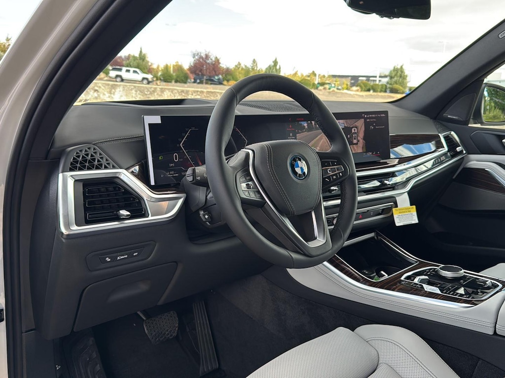 New 2026 BMW X5 xDrive50e Sports Activity Vehicle