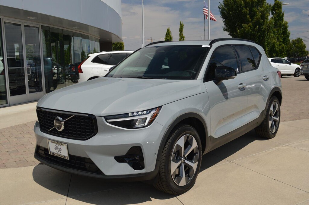 Used 2025 Volvo XC40 Plus Dark Theme SUV