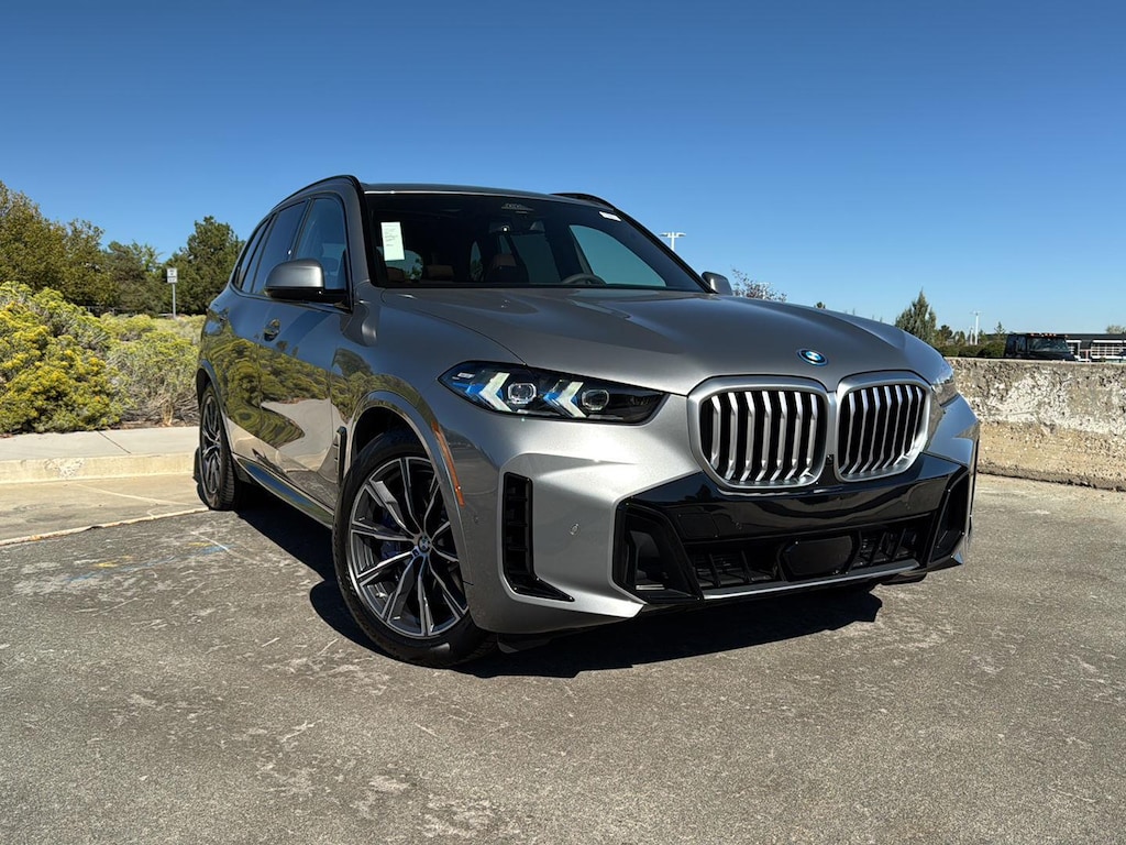 New 2026 BMW X5 xDrive50e Sports Activity Vehicle