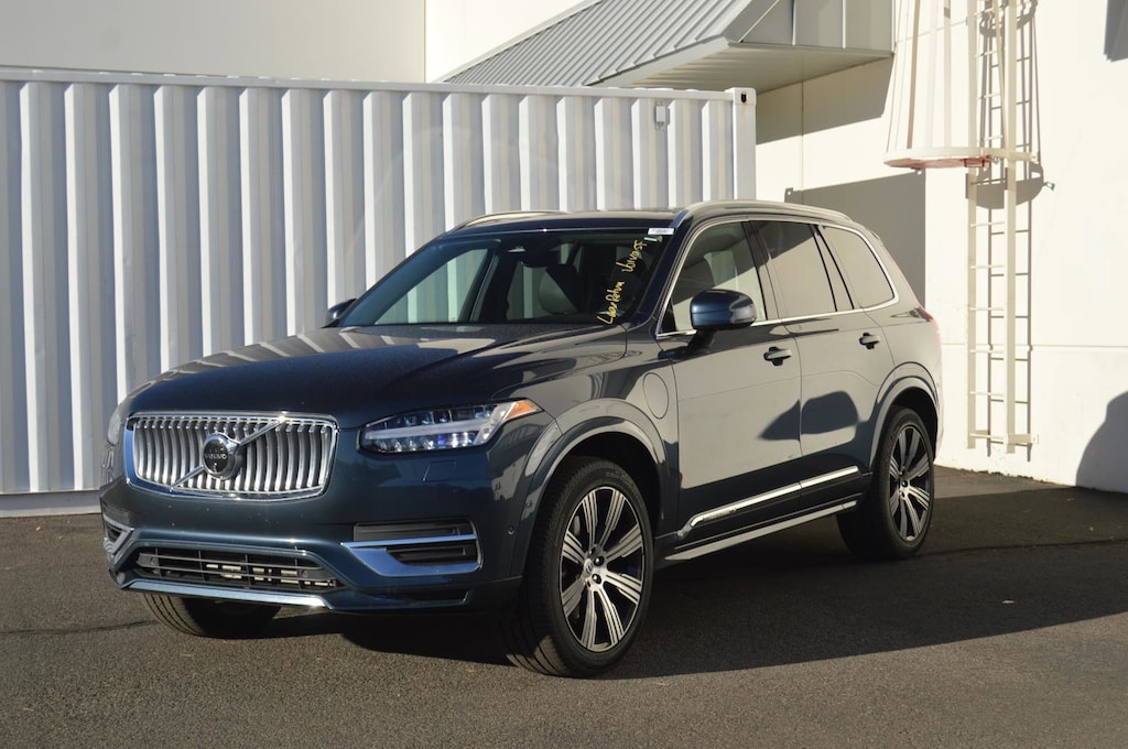 Used 2024 Volvo XC90 plug-in hybrid T8 Plus Bright 7-Seater SUV
