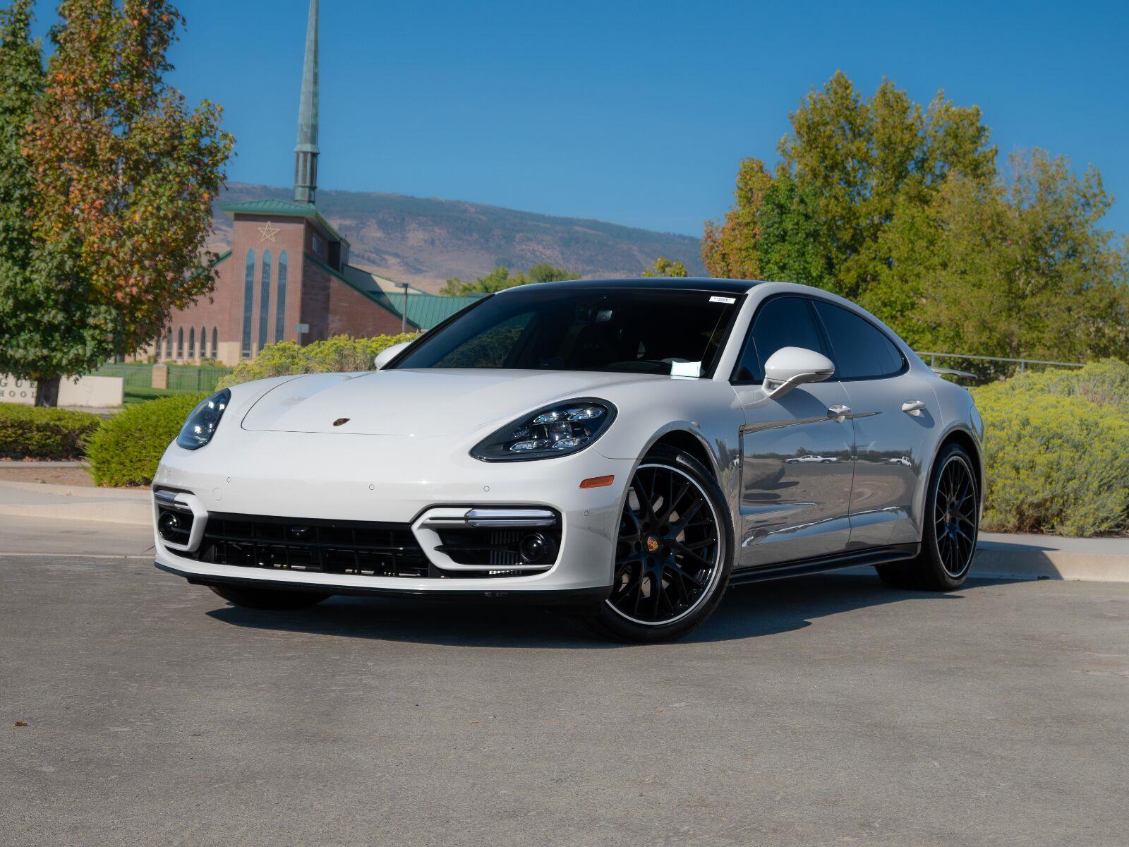 2023 Porsche Panamera