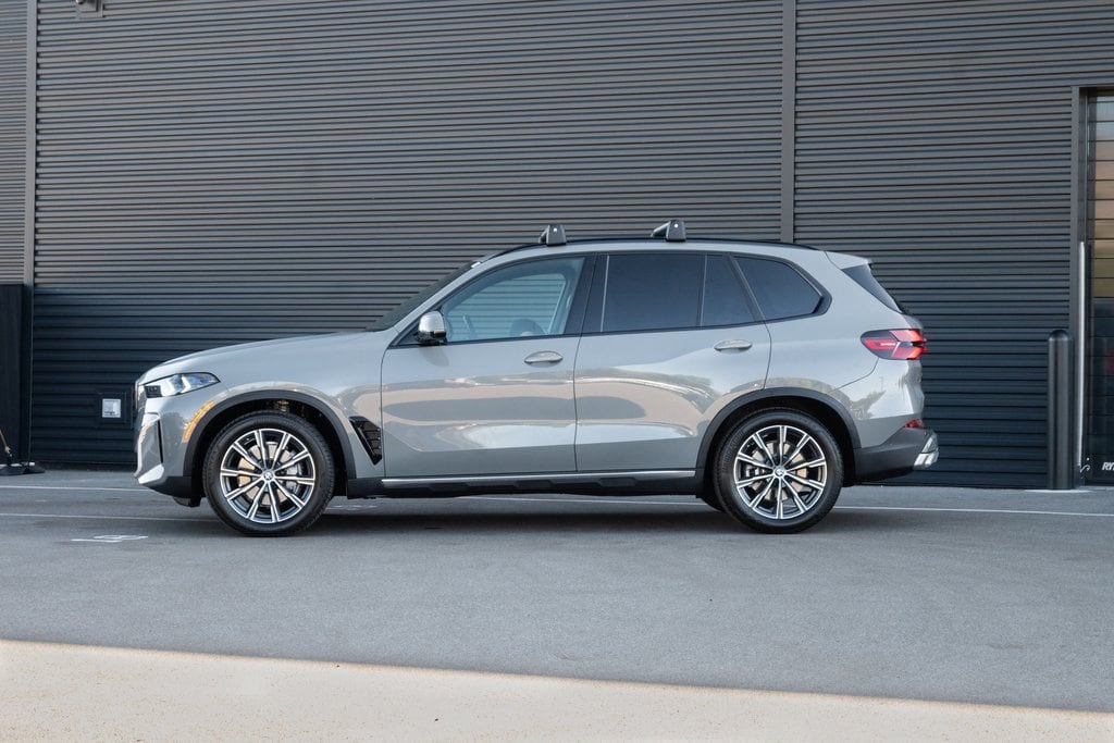 Used 2025 BMW X5 40i with VIN 5UX23EU00S9Z34275 for sale in Reno, NV