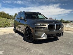 2027 BMW X7 xDrive40i Sports Activity Vehicle