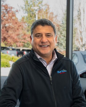 Staff member Nadeem Akhtar from a4bf2a54ed28