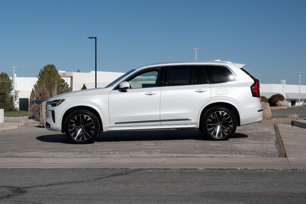 New 2026 Volvo XC90 plug-in hybrid T8 Plus 7-Seater SUV