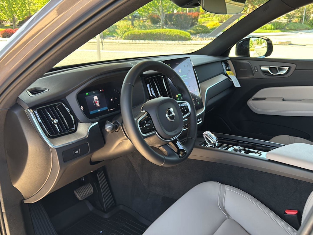 New 2026 Volvo XC60 B5 Plus SUV