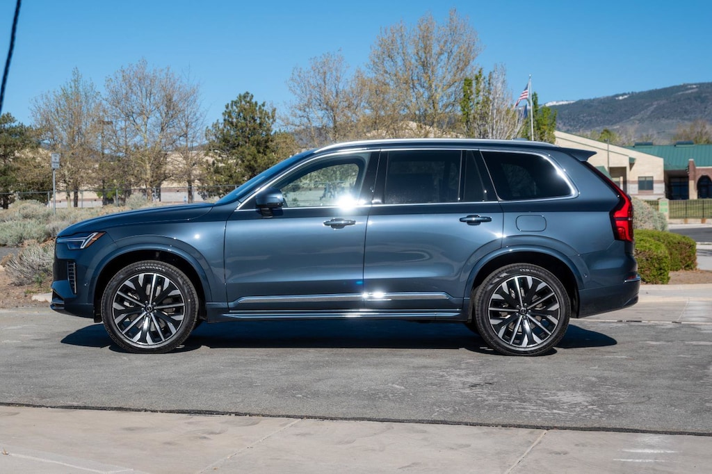 New 2026 Volvo XC90 plug-in hybrid T8 Plus 6-Seater SUV