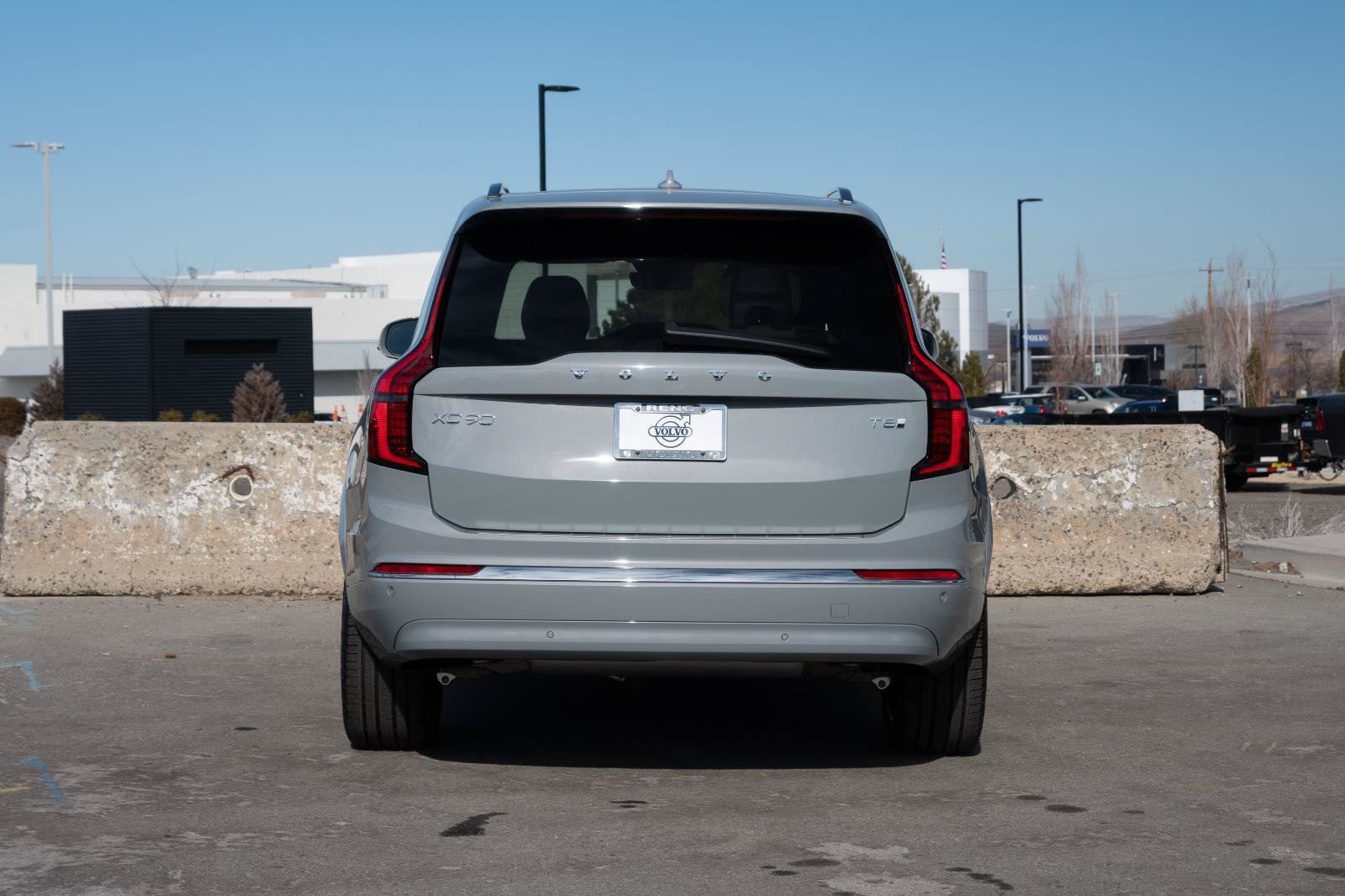 2026 Volvo XC90 Plus - Photo 6