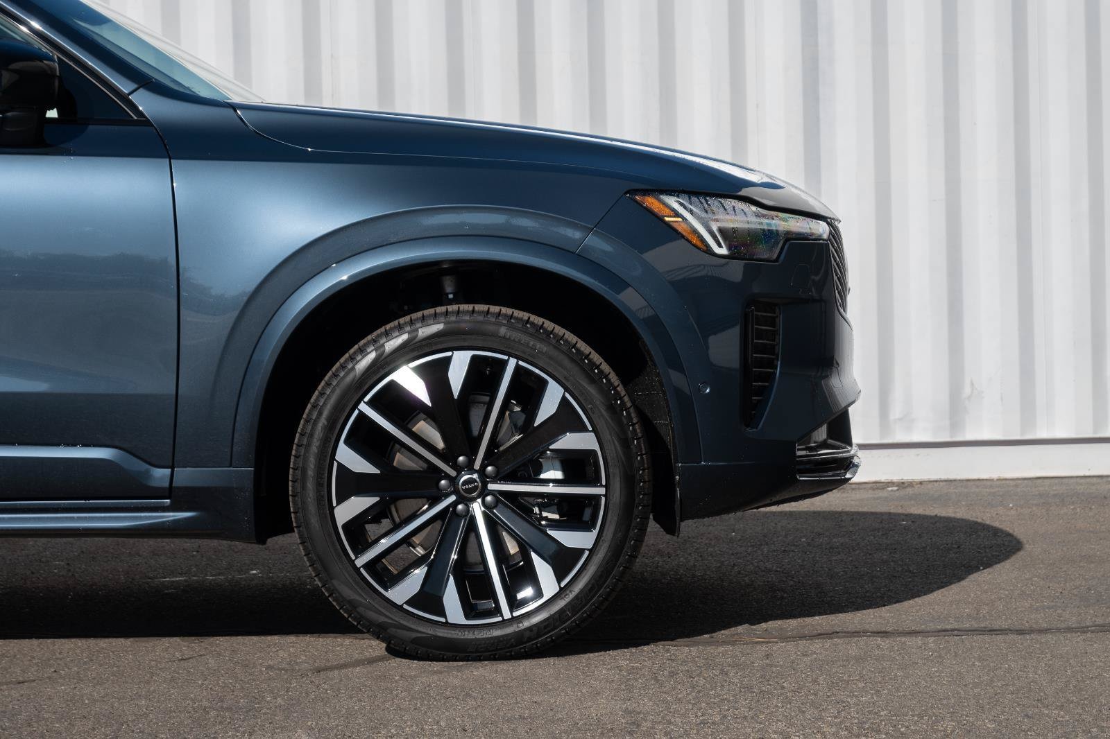 2026 Volvo XC90 Ultra - Photo 9