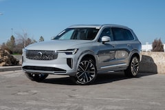 2026 Volvo XC90 plug-in hybrid T8 Plus 7-Seater eAWD SUV