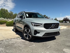2026 Volvo XC40 B5 Plus AWD SUV