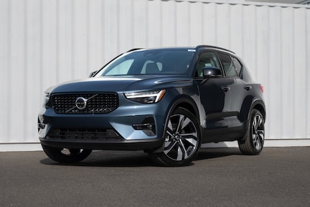 2026 Volvo XC40 B5 Ultra AWD SUV