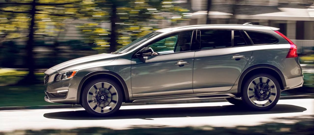 2017 Volvo V60 Cross Country