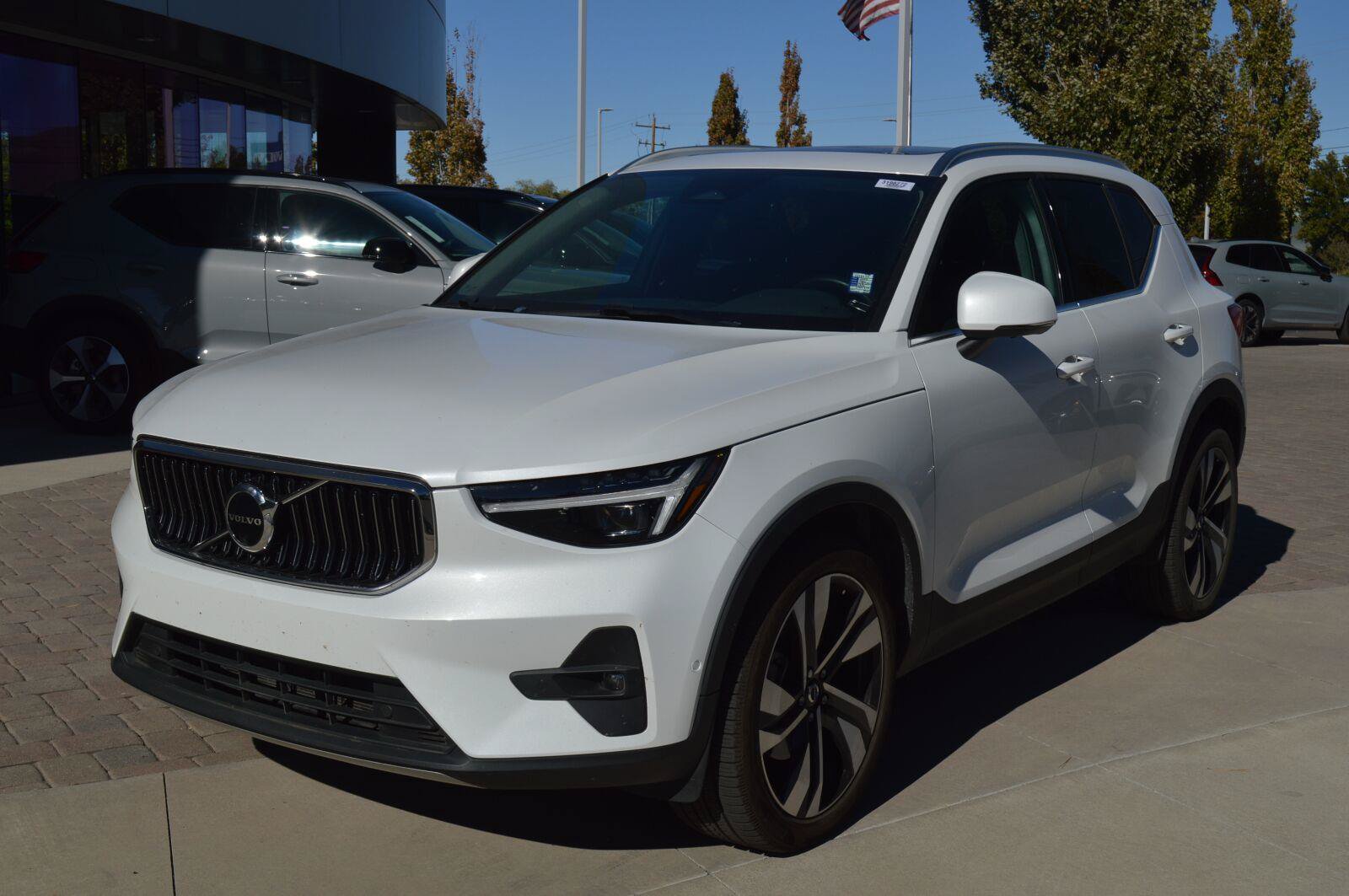 2023 Volvo XC40