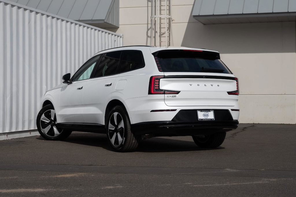 New 2025 Volvo EX90 Twin Motor Performance Plus 6-Seater SUV