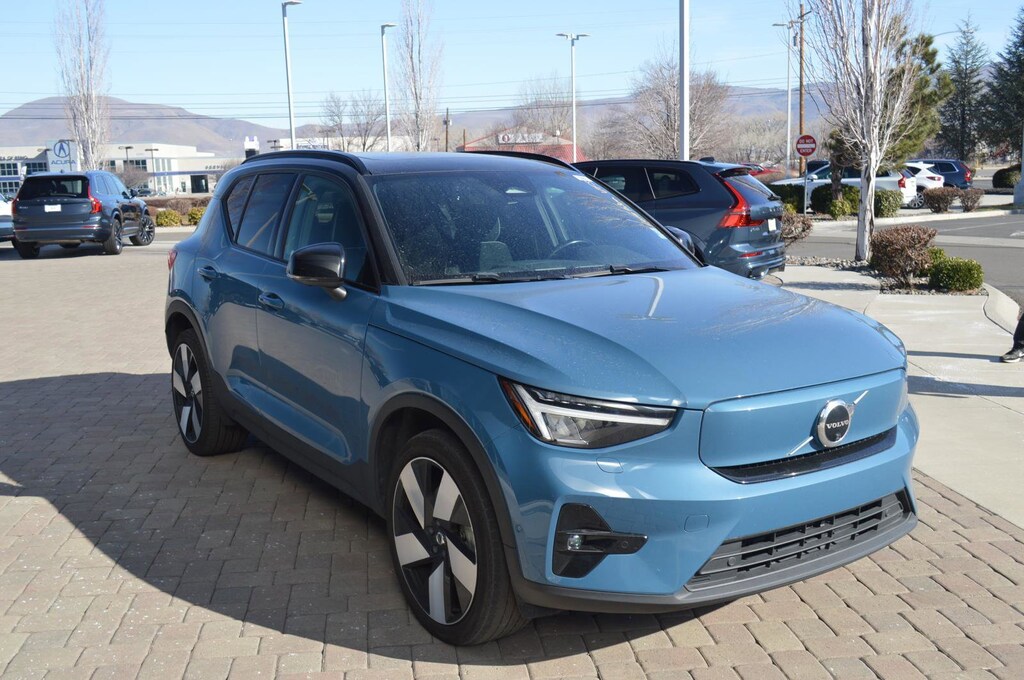 Certified 2023 Volvo XC40 Recharge Pure Electric Ultimate Twin eAWD Ultimate