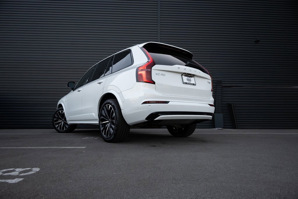 New 2026 Volvo XC90 plug-in hybrid T8 Ultra Dark Theme 7-Seater SUV