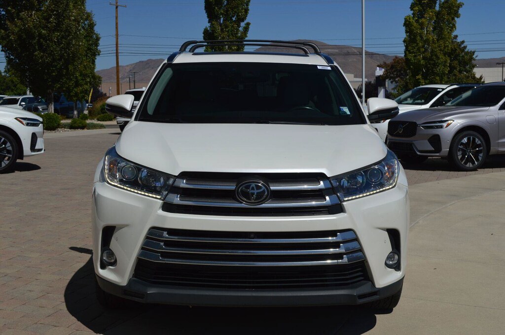 Used 2019 Toyota Highlander Limited Platinum SUV